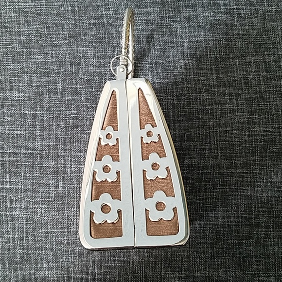 NWOT ELEGANT SMALL EVENING BAG - Picture 2 of 7